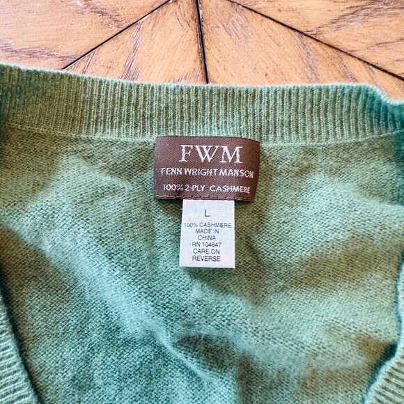 "Old Money" 100% Cashmere Sweater - Picture 3 of 5